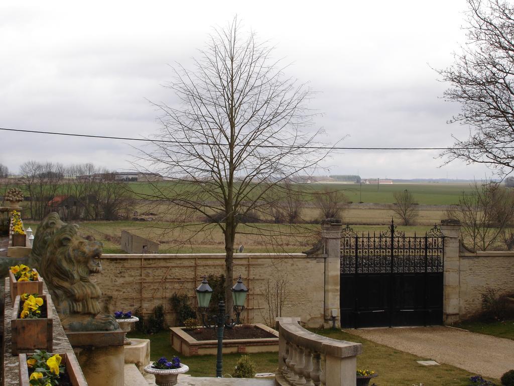 Chateau Du Jard Chaumont-en-Vexin Luaran gambar